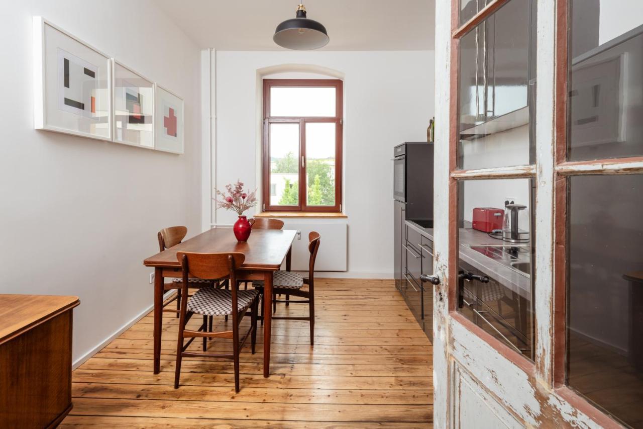 Kuenstlerzimmer Im Kulturhaus Haeselburg Gera Dış mekan fotoğraf