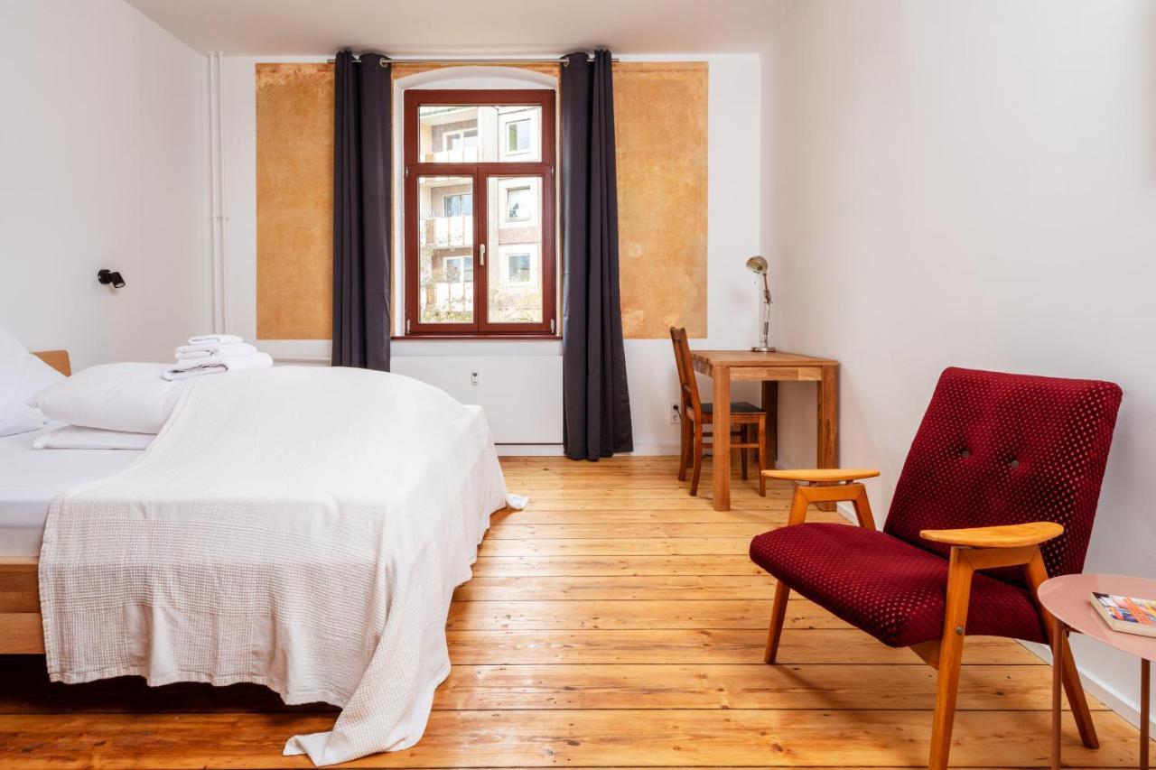 Kuenstlerzimmer Im Kulturhaus Haeselburg Gera Dış mekan fotoğraf