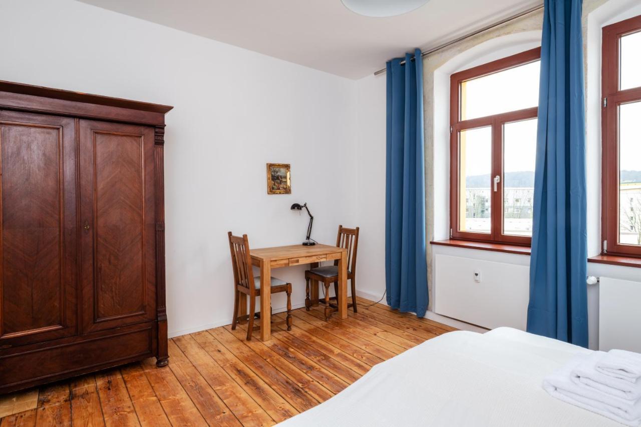 Kuenstlerzimmer Im Kulturhaus Haeselburg Gera Dış mekan fotoğraf