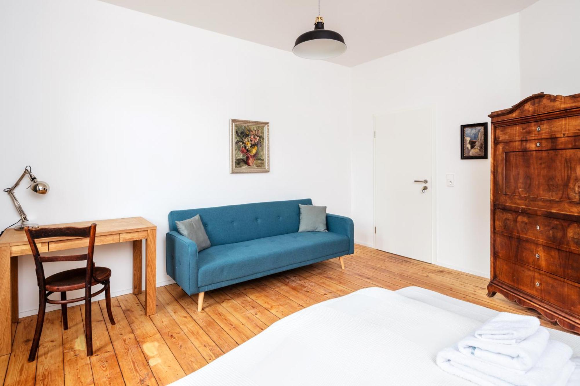 Kuenstlerzimmer Im Kulturhaus Haeselburg Gera Dış mekan fotoğraf