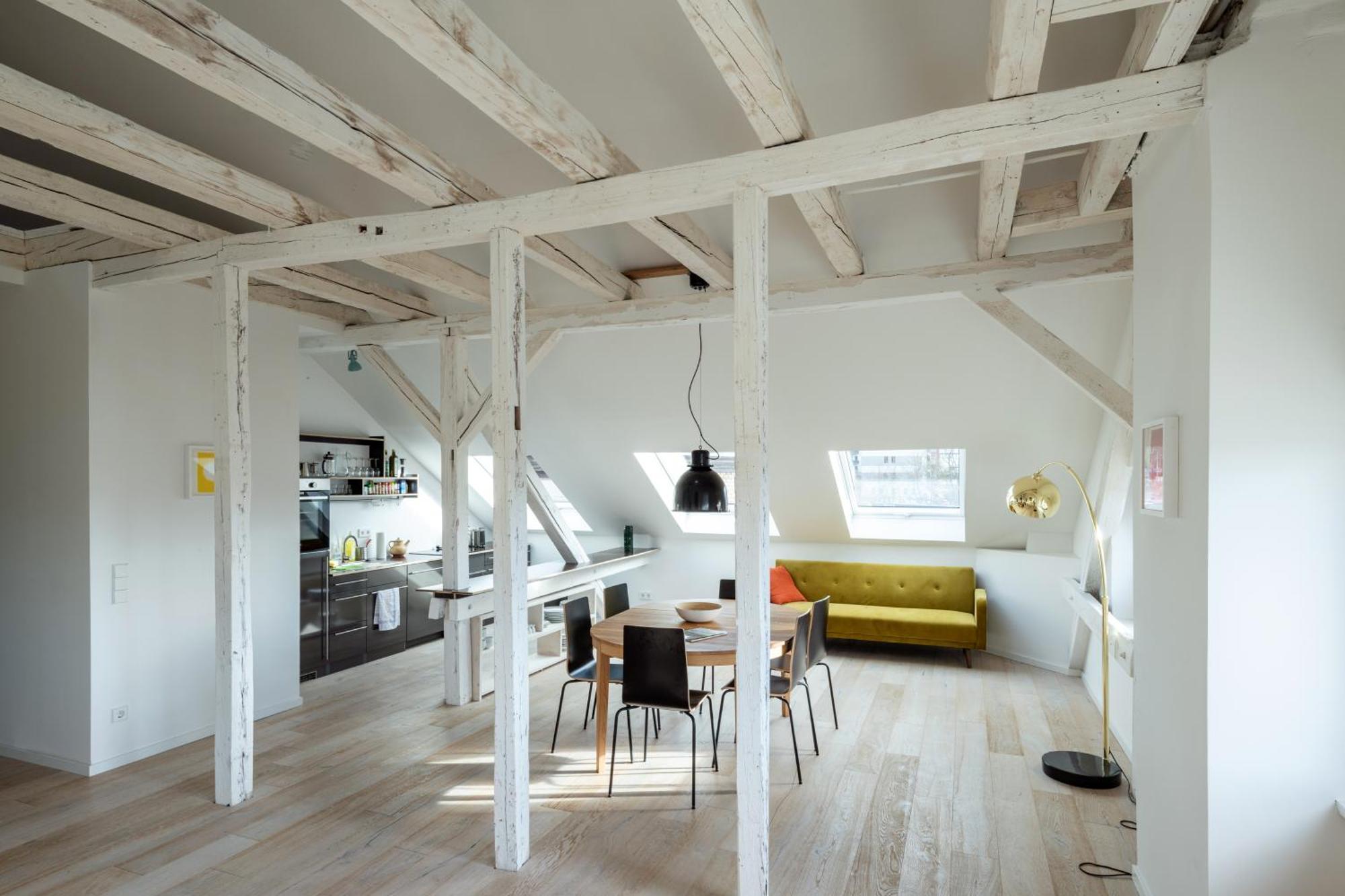 Kuenstlerzimmer Im Kulturhaus Haeselburg Gera Dış mekan fotoğraf